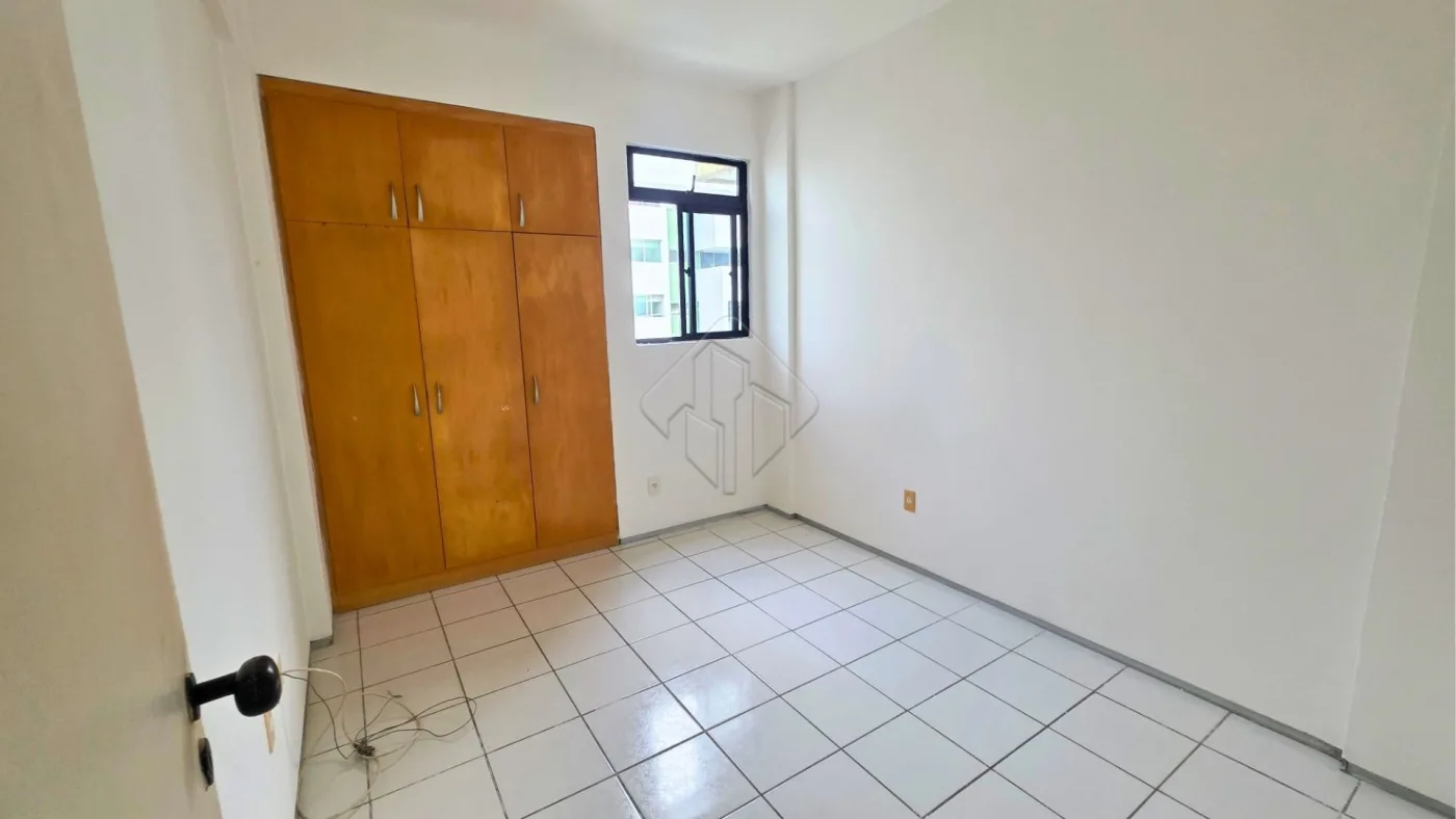 Comprar Apartamento / Padr&atilde;o em Jo&atilde;o Pessoa R$ 490.000,00 - Foto 12