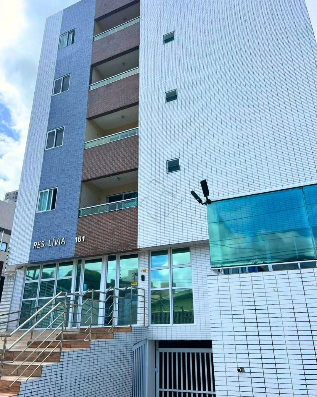 Comprar Apartamento / Padr&atilde;o em Jo&atilde;o Pessoa R$ 340.000,00 - Foto 1