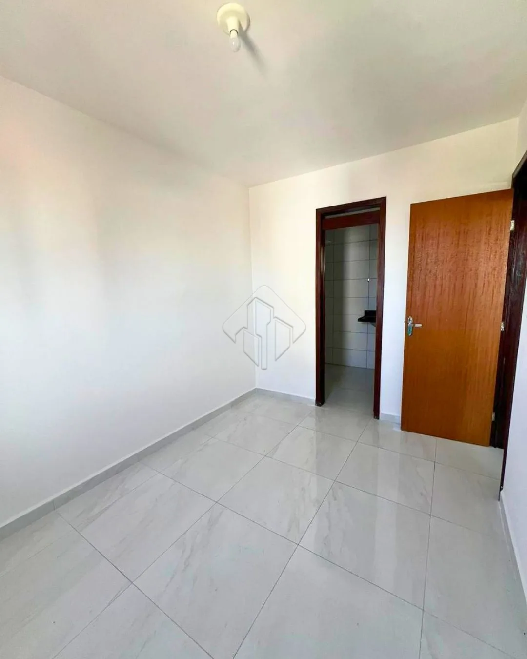 Comprar Apartamento / Padr&atilde;o em Jo&atilde;o Pessoa R$ 340.000,00 - Foto 7