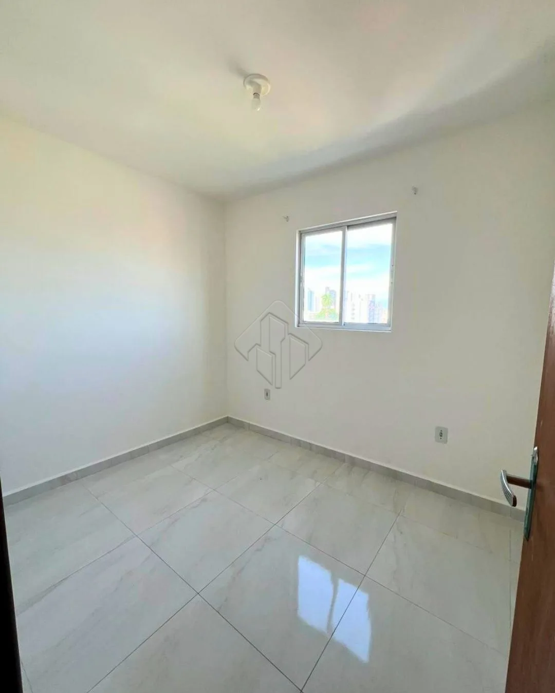 Comprar Apartamento / Padr&atilde;o em Jo&atilde;o Pessoa R$ 340.000,00 - Foto 9