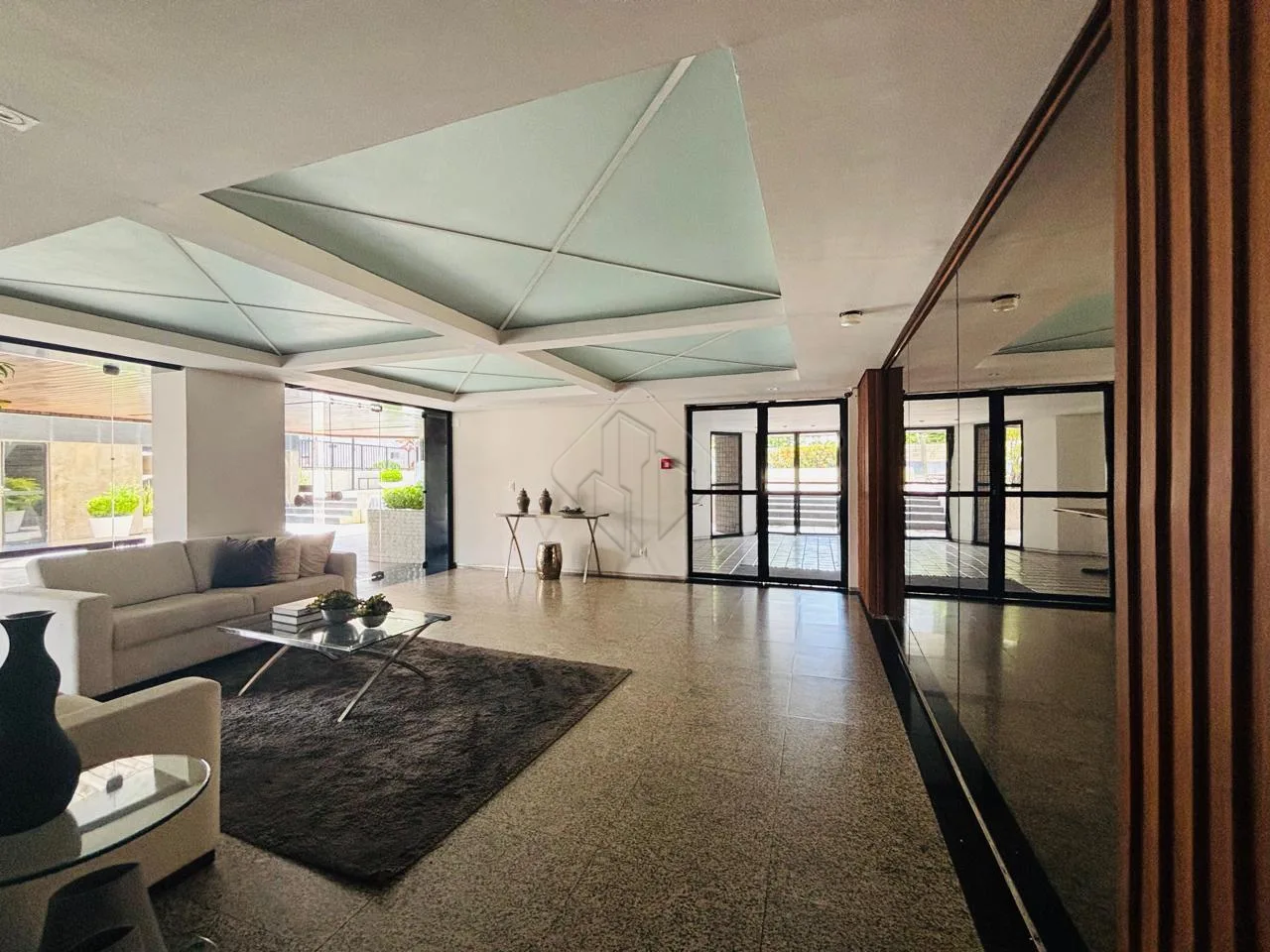 Comprar Apartamento / Padr&atilde;o em Jo&atilde;o Pessoa R$ 980.000,00 - Foto 24
