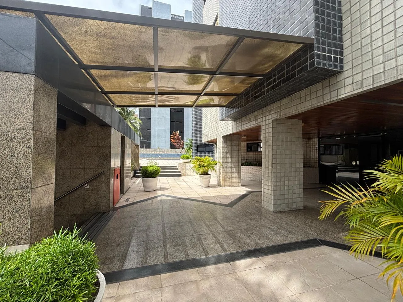 Comprar Apartamento / Padr&atilde;o em Jo&atilde;o Pessoa R$ 980.000,00 - Foto 26