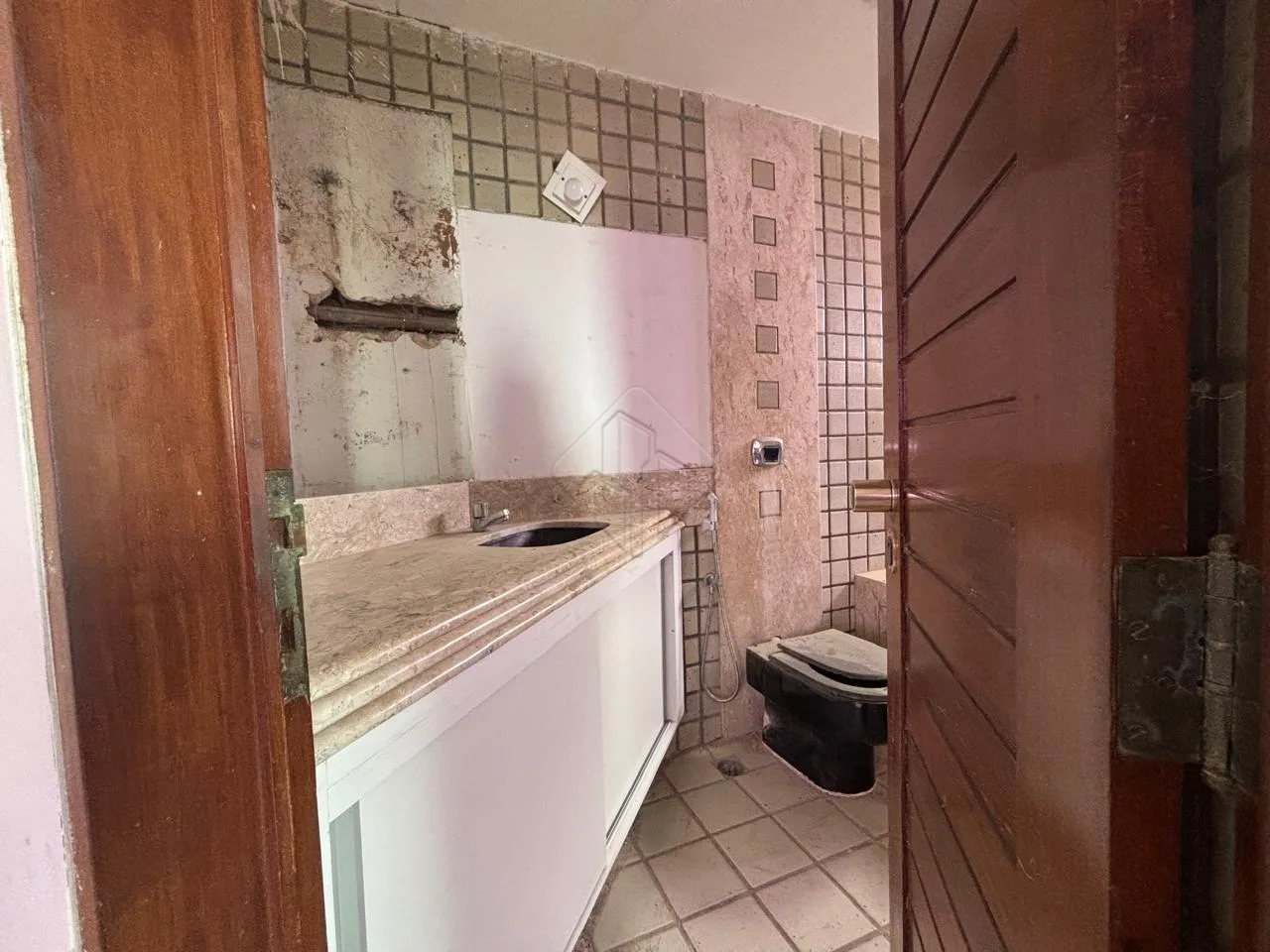 Comprar Apartamento / Padr&atilde;o em Jo&atilde;o Pessoa R$ 980.000,00 - Foto 18