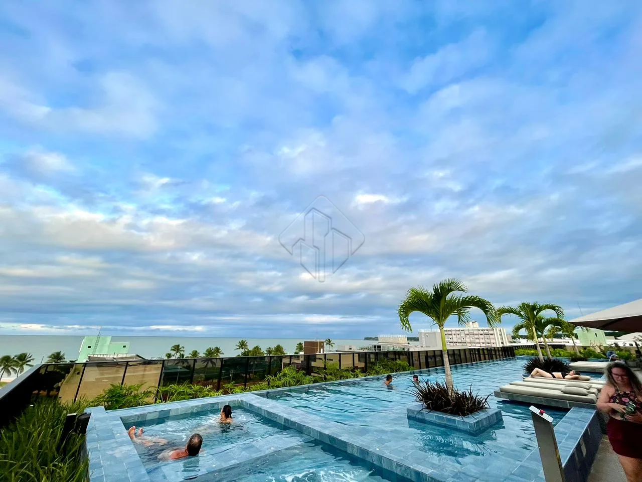 Comprar Apartamento / Flat em Jo&atilde;o Pessoa R$ 440.000,00 - Foto 1