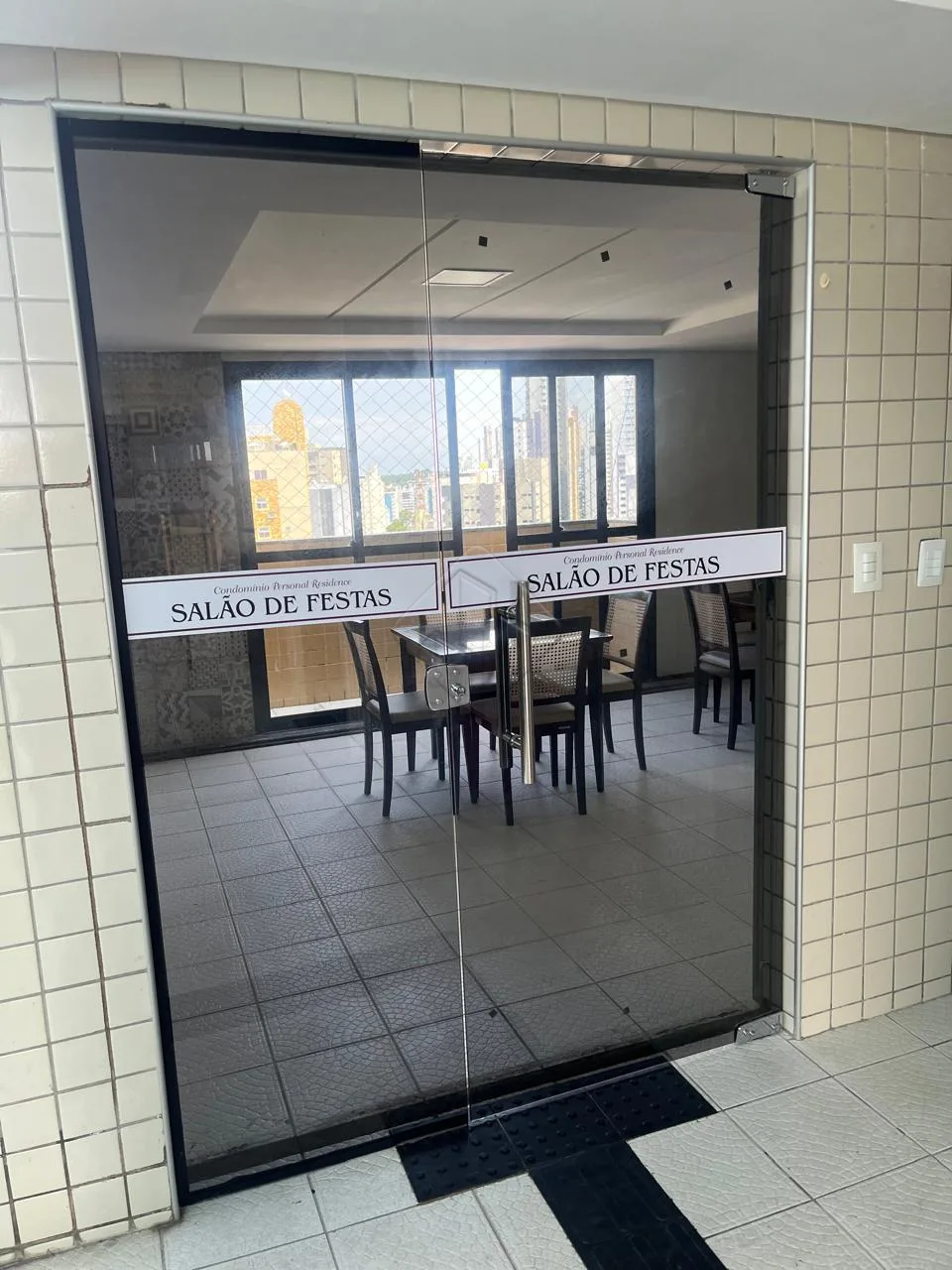 Comprar Apartamento / Padr&atilde;o em Jo&atilde;o Pessoa R$ 379.000,00 - Foto 11