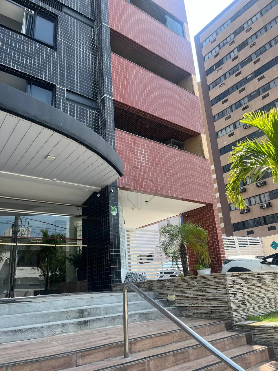 Comprar Apartamento / Padr&atilde;o em Jo&atilde;o Pessoa R$ 379.000,00 - Foto 9