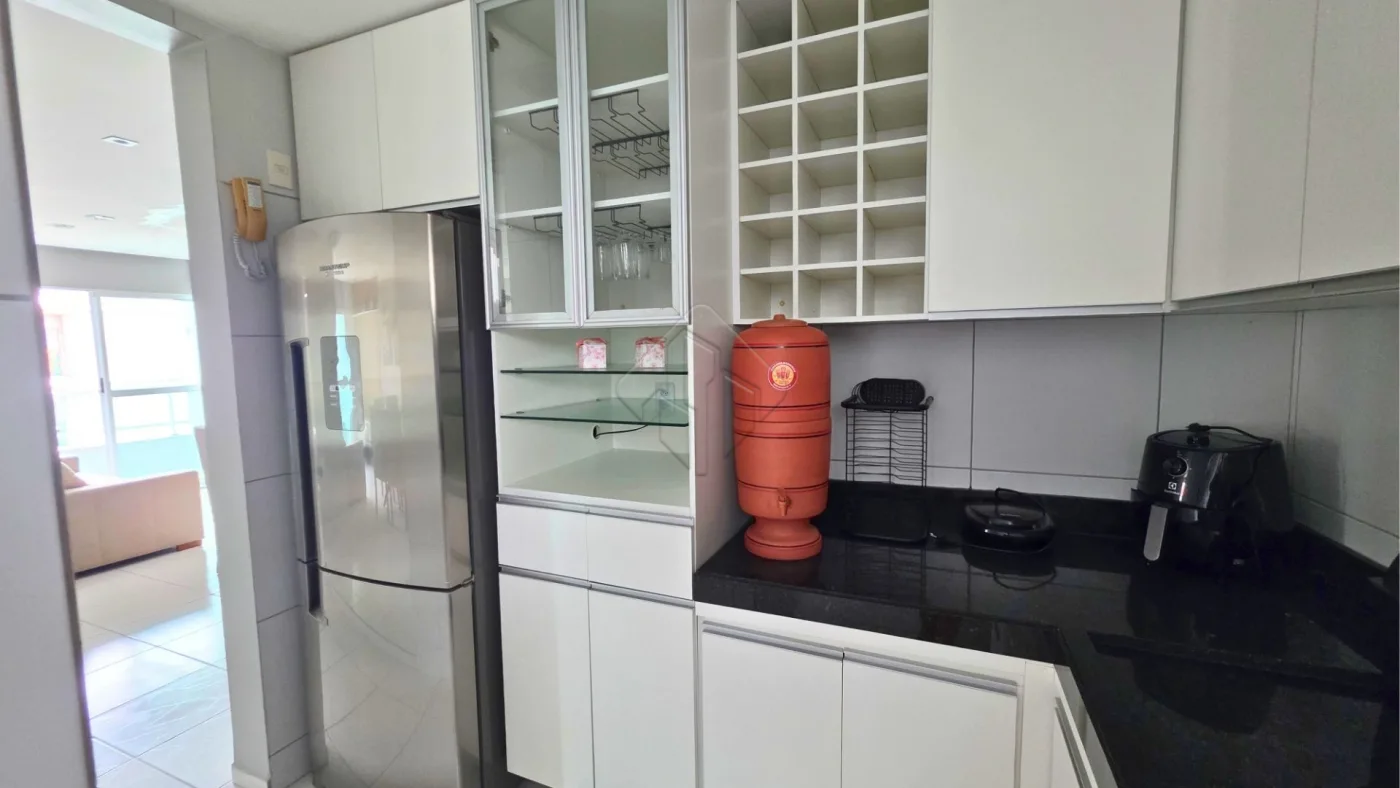 Comprar Apartamento / Padr&atilde;o em Jo&atilde;o Pessoa R$ 370.000,00 - Foto 7