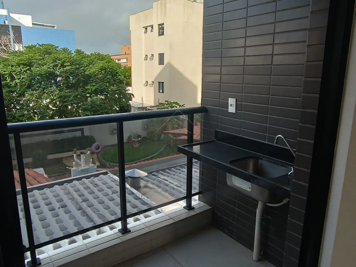 Comprar Apartamento / Padr&atilde;o em Jo&atilde;o Pessoa R$ 380.000,00 - Foto 3