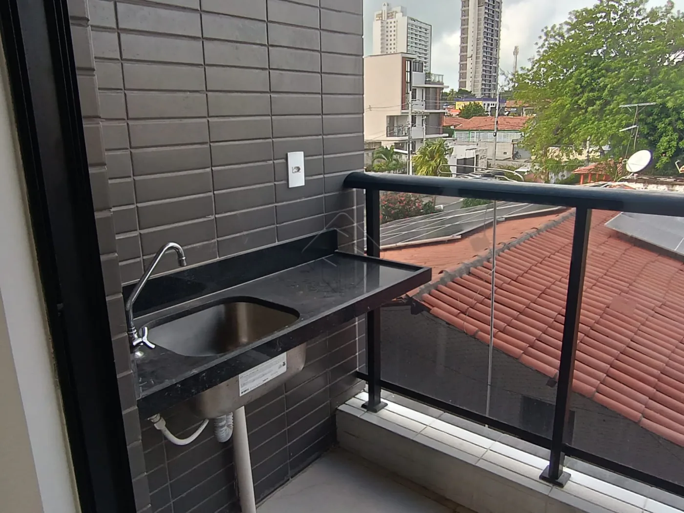 Comprar Apartamento / Padr&atilde;o em Jo&atilde;o Pessoa R$ 380.000,00 - Foto 3
