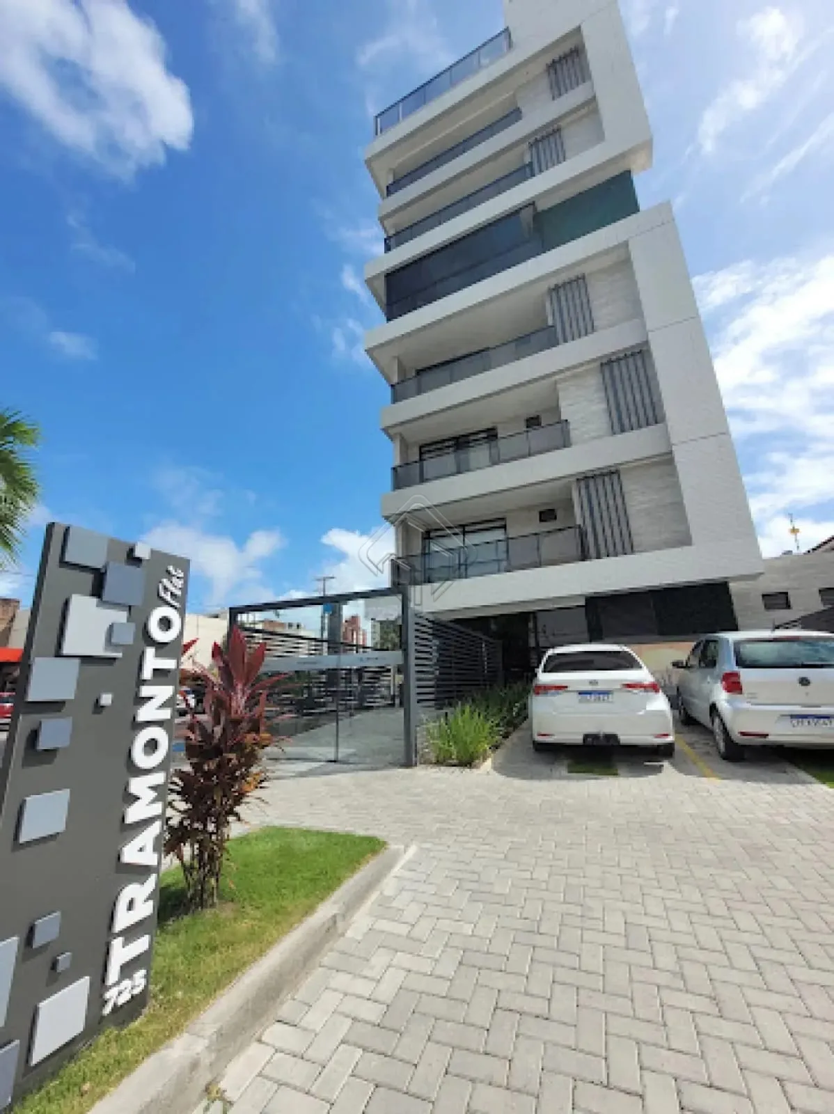 Comprar Apartamento / Flat em Jo&atilde;o Pessoa R$ 385.000,00 - Foto 1