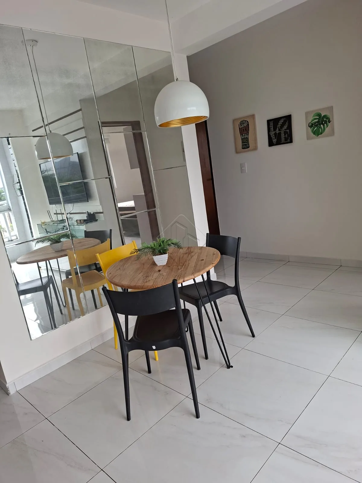 Comprar Apartamento / Padr&atilde;o em Jo&atilde;o Pessoa R$ 379.000,00 - Foto 3