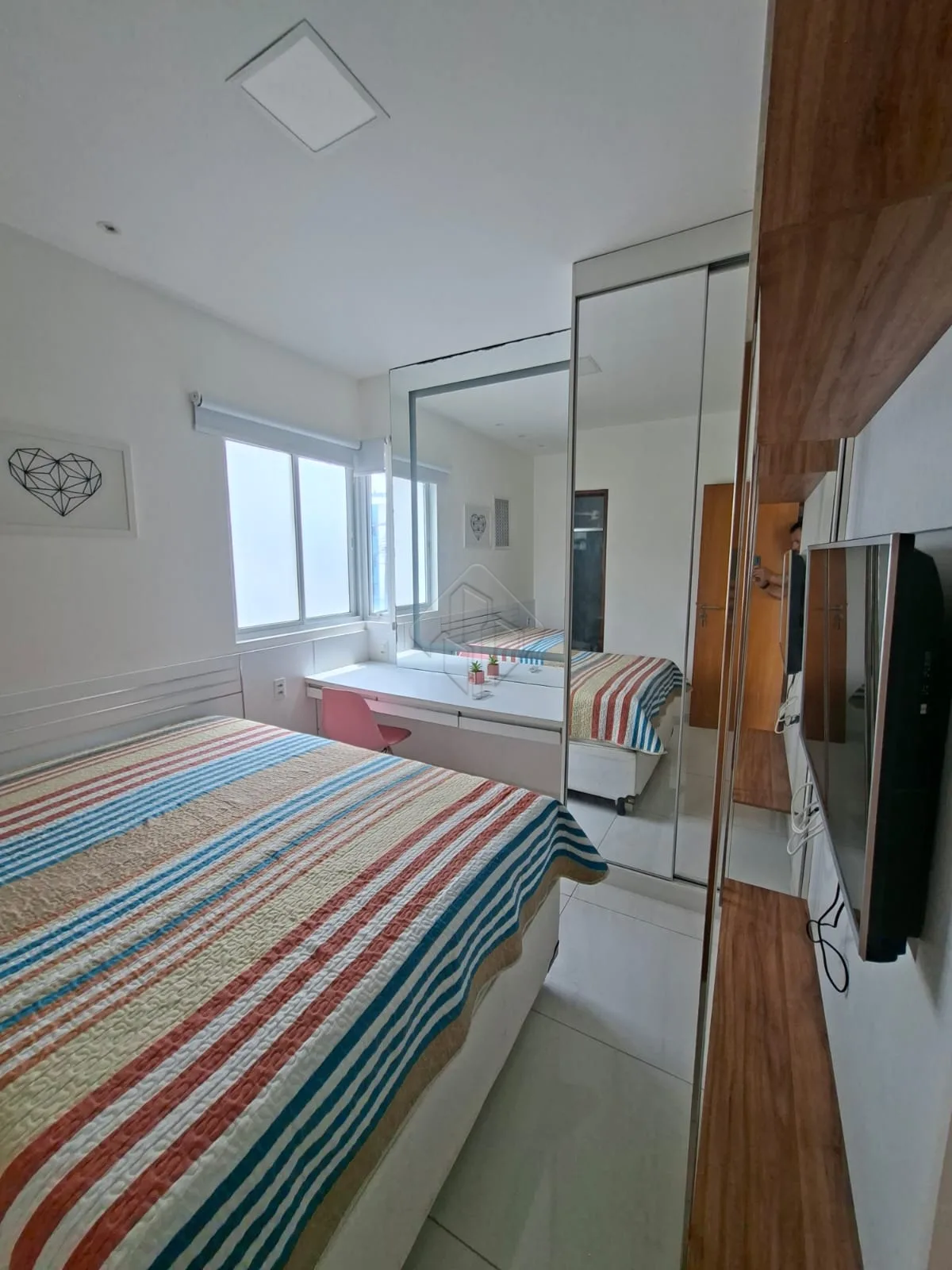 Comprar Apartamento / Padr&atilde;o em Jo&atilde;o Pessoa R$ 379.000,00 - Foto 9