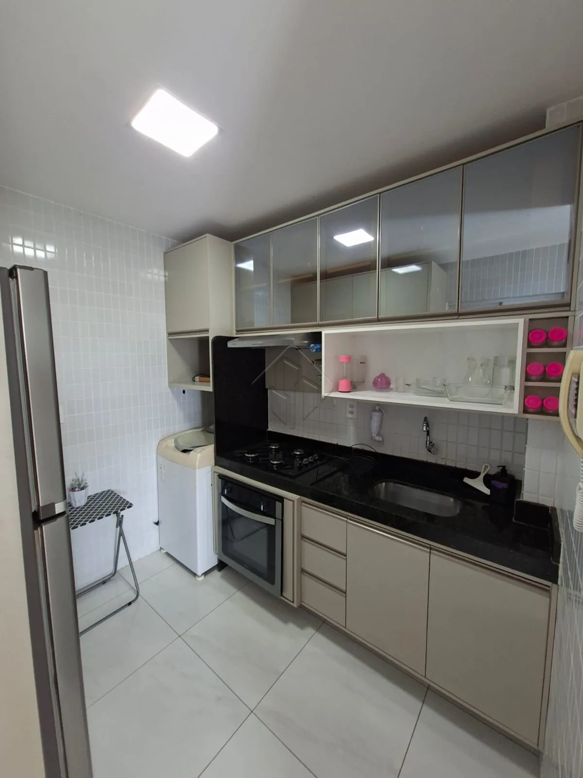 Comprar Apartamento / Padr&atilde;o em Jo&atilde;o Pessoa R$ 379.000,00 - Foto 4