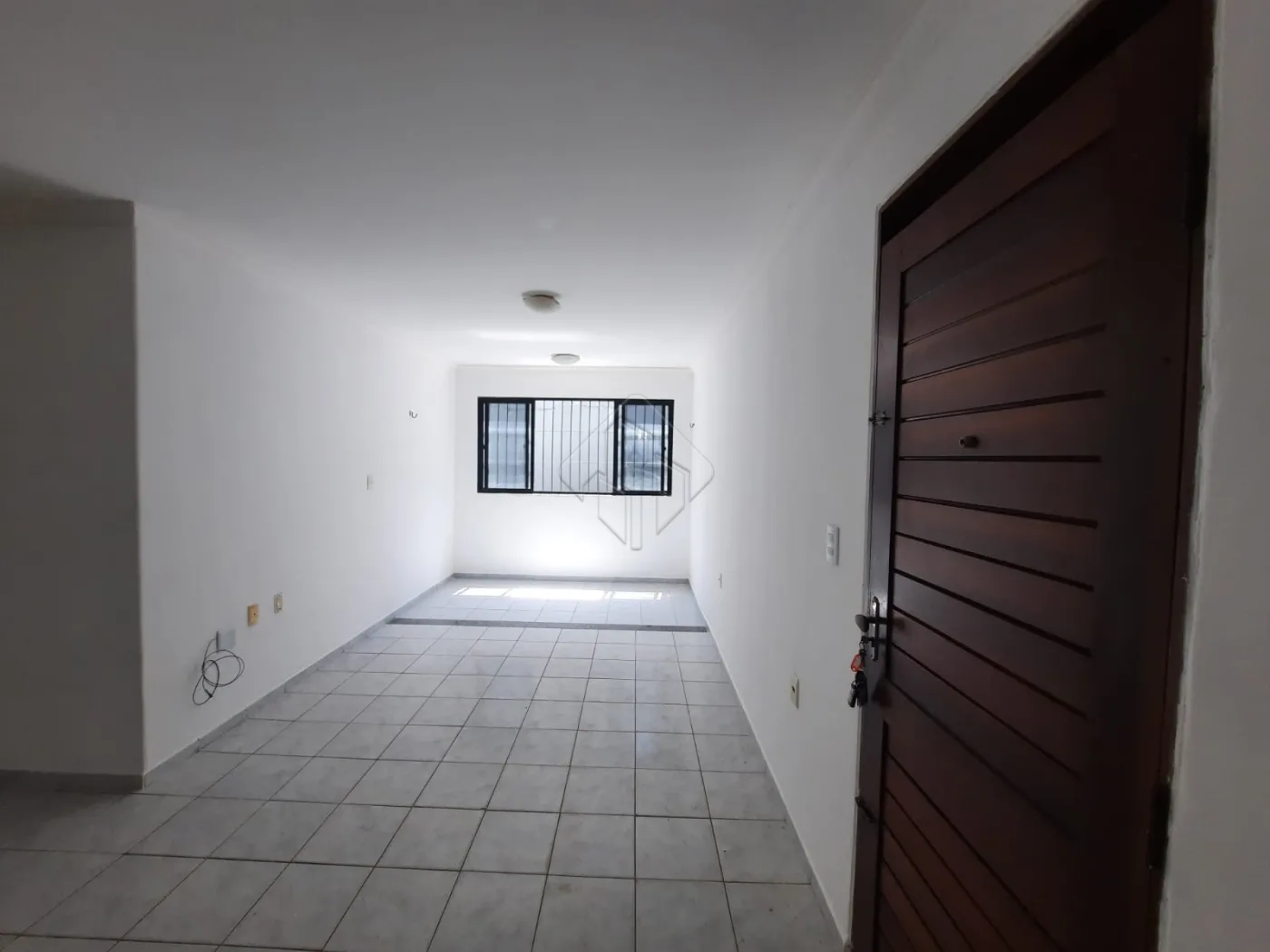 Comprar Apartamento / Padr&atilde;o em Jo&atilde;o Pessoa R$ 550.000,00 - Foto 2