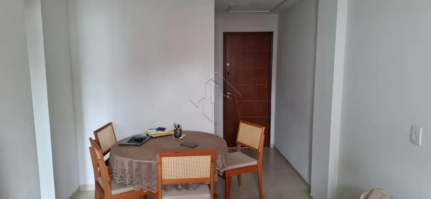 Comprar Apartamento / Padr&atilde;o em Jo&atilde;o Pessoa R$ 450.000,00 - Foto 3