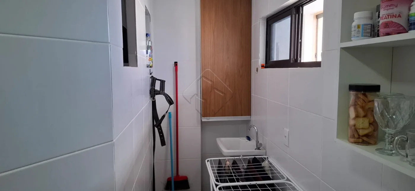 Comprar Apartamento / Padr&atilde;o em Jo&atilde;o Pessoa R$ 450.000,00 - Foto 7