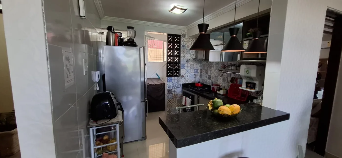 Comprar Apartamento / Padr&atilde;o em Cabedelo R$ 340.000,00 - Foto 5