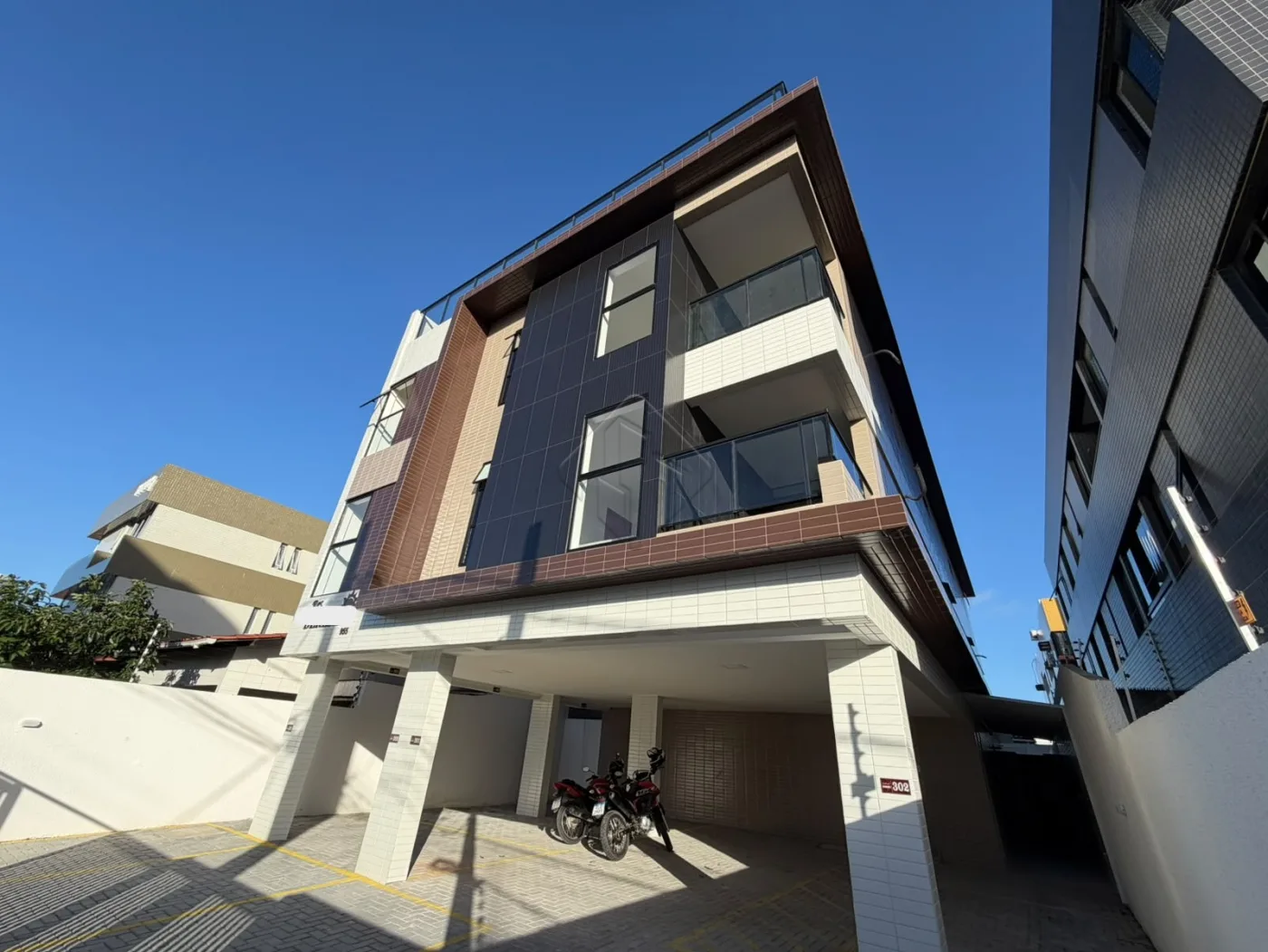 Comprar Apartamento / Duplex em Jo&atilde;o Pessoa R$ 550.000,00 - Foto 1