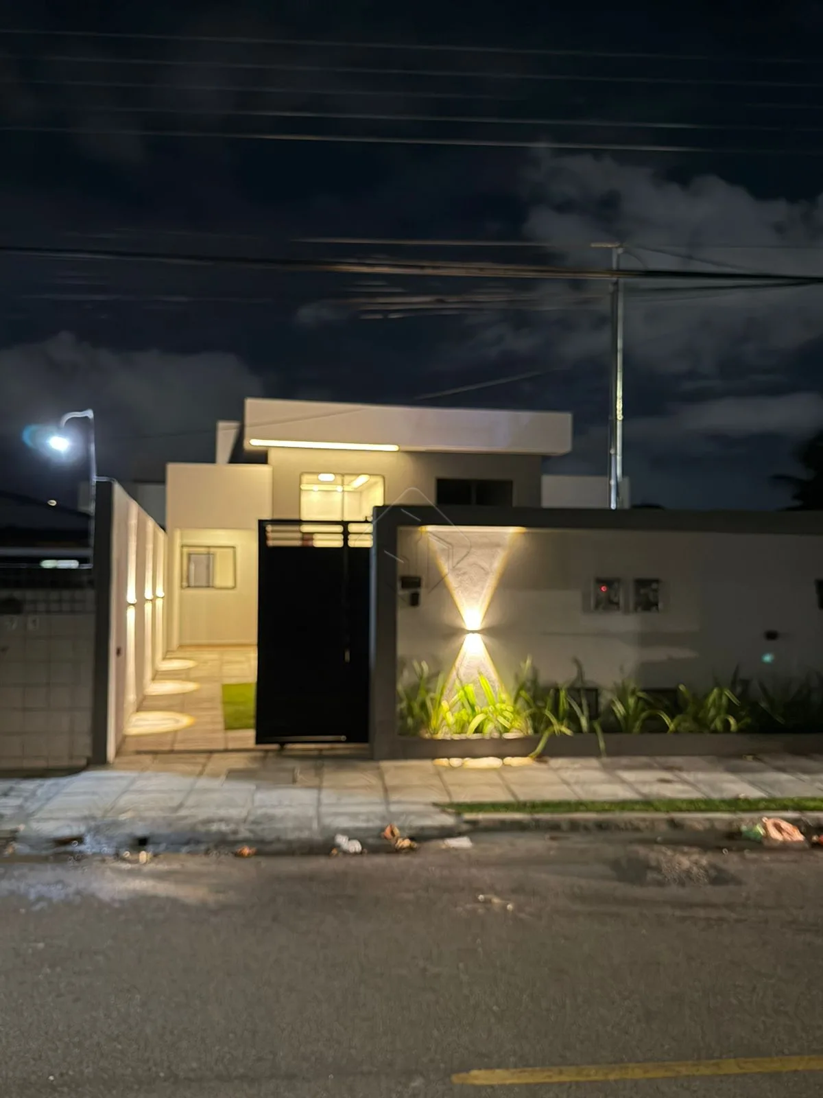 Comprar Casa / Padr&atilde;o em Jo&atilde;o Pessoa R$ 550.000,00 - Foto 1