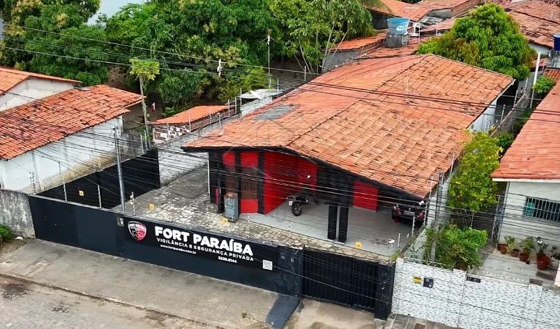 Comprar Casa / Padr&atilde;o em Cabedelo R$ 810.000,00 - Foto 1