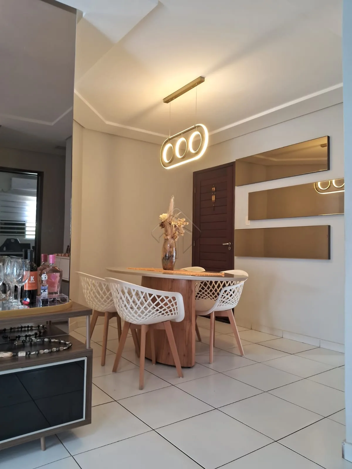 Comprar Apartamento / Padr&atilde;o em Cabedelo R$ 640.000,00 - Foto 3