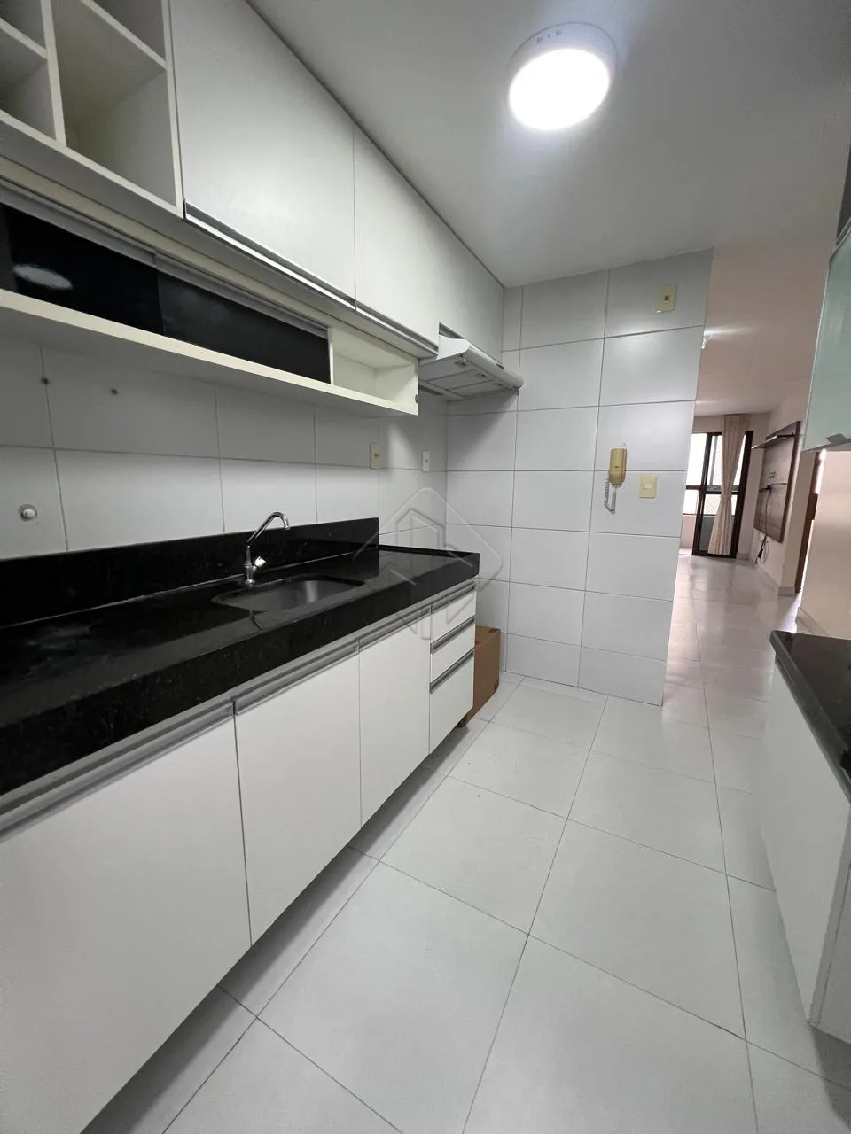 Comprar Apartamento / Padr&atilde;o em Jo&atilde;o Pessoa R$ 435.000,00 - Foto 5