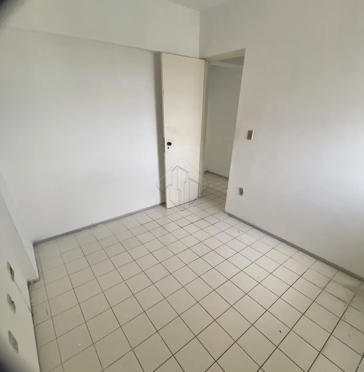 Comprar Apartamento / Padr&atilde;o em Jo&atilde;o Pessoa R$ 460.000,00 - Foto 7