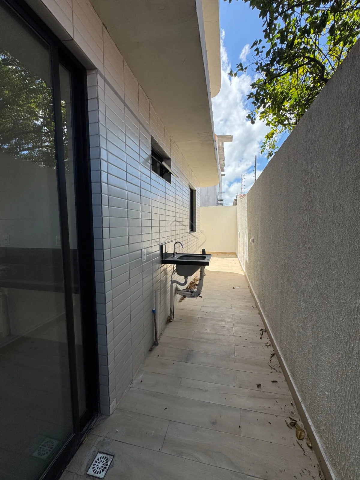Comprar Apartamento / Padr&atilde;o em Jo&atilde;o Pessoa R$ 680.000,00 - Foto 5