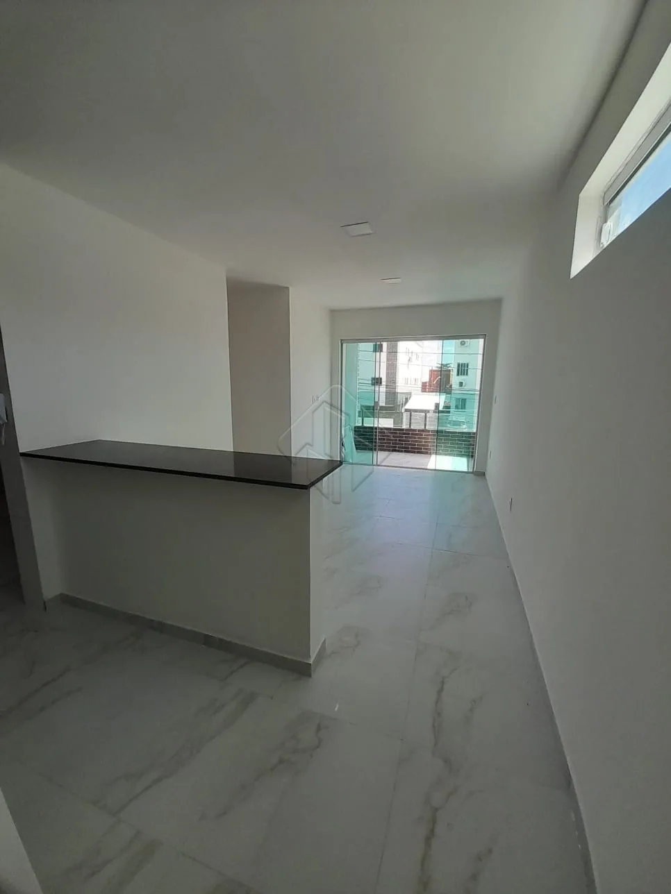 Comprar Apartamento / Padr&atilde;o em Jo&atilde;o Pessoa R$ 400.000,00 - Foto 2