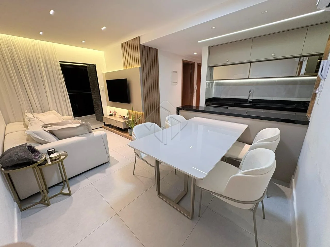 Comprar Apartamento / Padr&atilde;o em Jo&atilde;o Pessoa R$ 980.000,00 - Foto 1