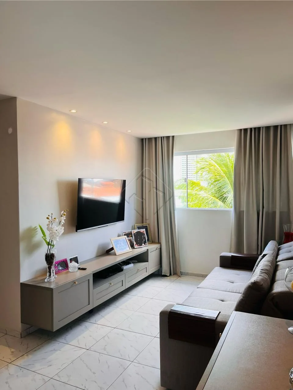 Comprar Apartamento / Padr&atilde;o em Jo&atilde;o Pessoa R$ 249.900,00 - Foto 2