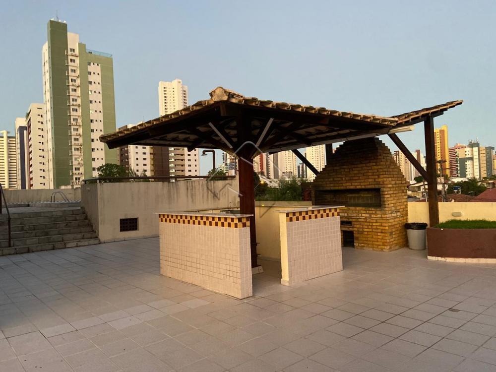 Alugar Apartamento / Padr&atilde;o em Jo&atilde;o Pessoa R$ 1.800,00 - Foto 21