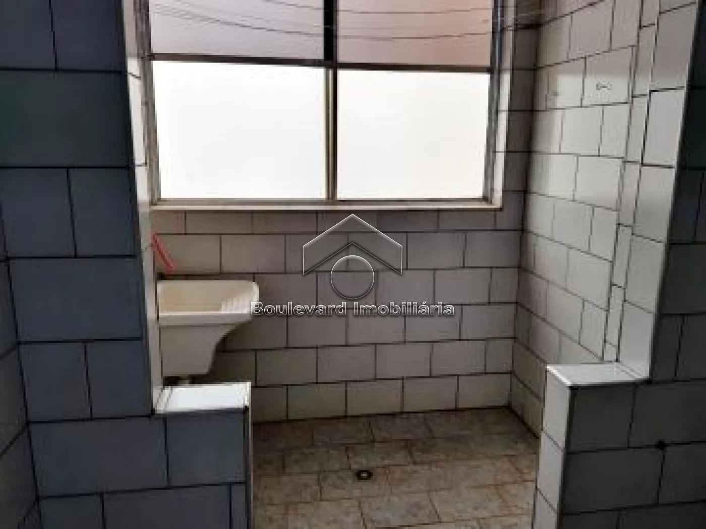 Alugar Apartamento / Padr&atilde;o em Ribeir&atilde;o Preto R$ 850,00 - Foto 17