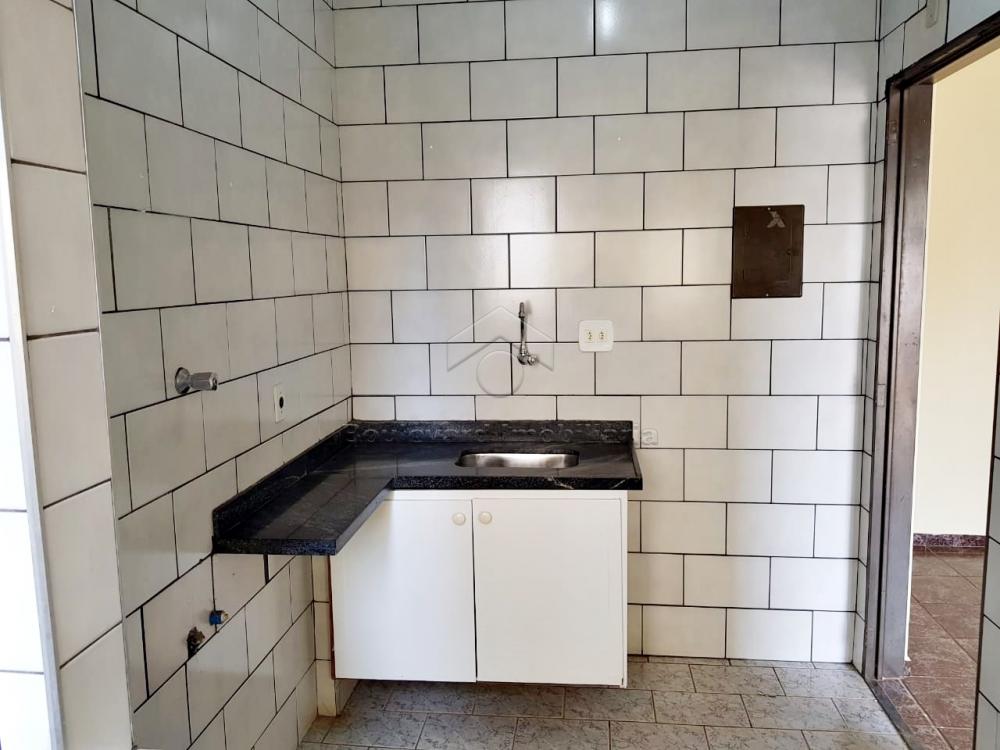 Alugar Apartamento / Padr&atilde;o em Ribeir&atilde;o Preto R$ 850,00 - Foto 7