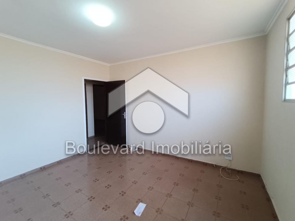 Alugar Apartamento / Padr&atilde;o em Ribeir&atilde;o Preto R$ 1.100,00 - Foto 2