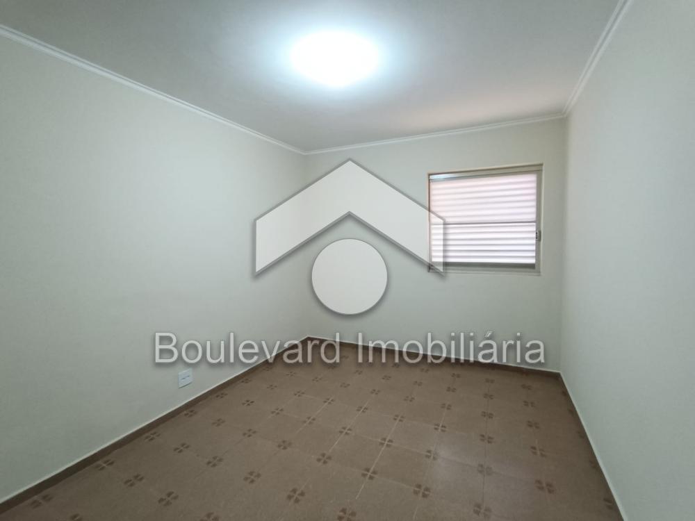 Alugar Apartamento / Padr&atilde;o em Ribeir&atilde;o Preto R$ 1.100,00 - Foto 5