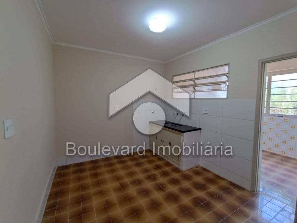 Alugar Apartamento / Padr&atilde;o em Ribeir&atilde;o Preto R$ 1.100,00 - Foto 7