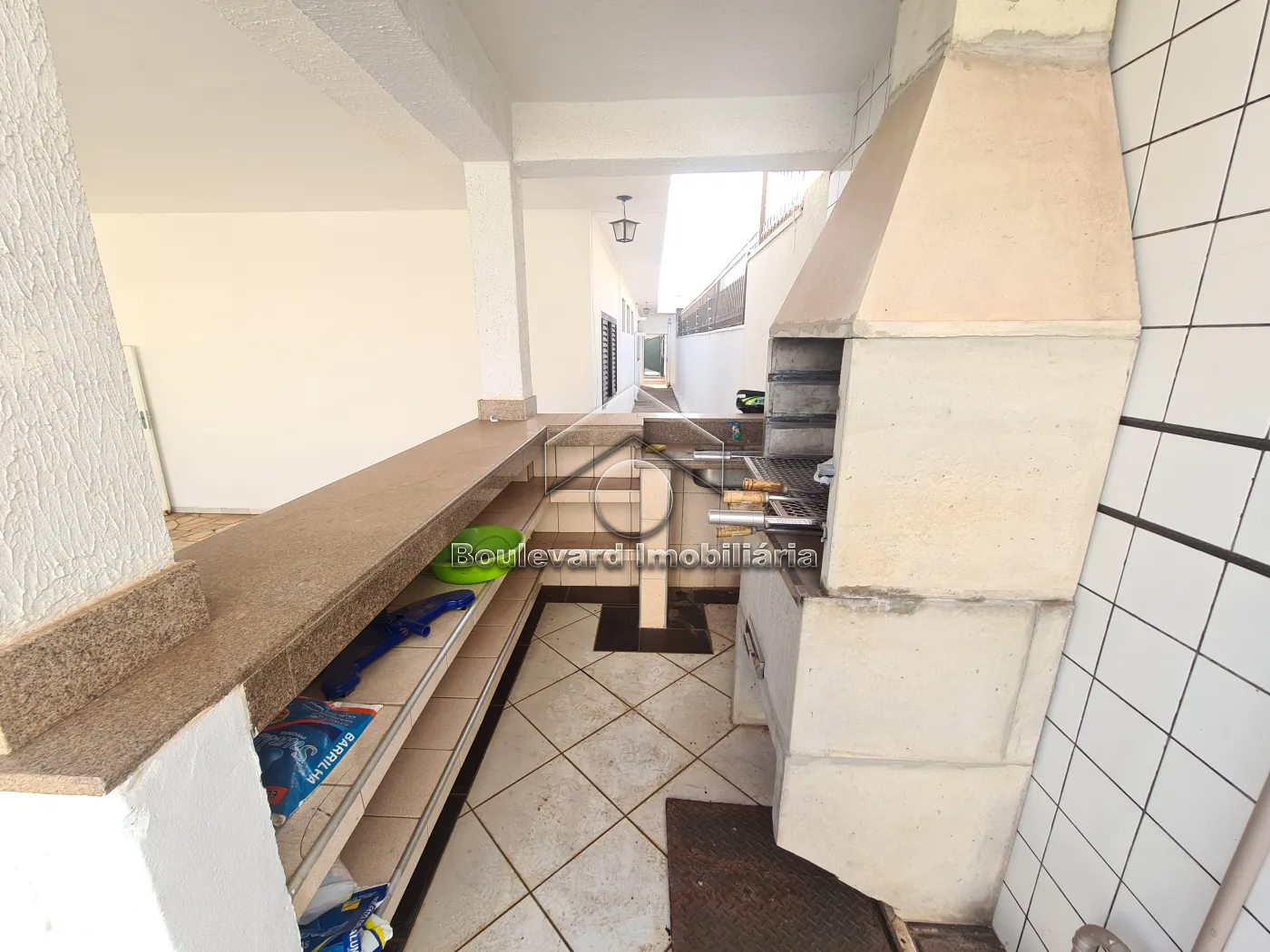 Alugar Casa / Padr&atilde;o em Ribeir&atilde;o Preto R$ 7.000,00 - Foto 4