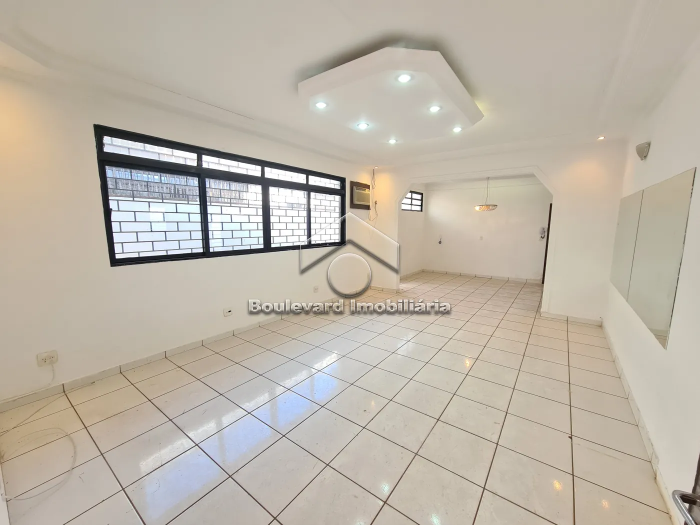 Alugar Casa / Padr&atilde;o em Ribeir&atilde;o Preto R$ 7.000,00 - Foto 8