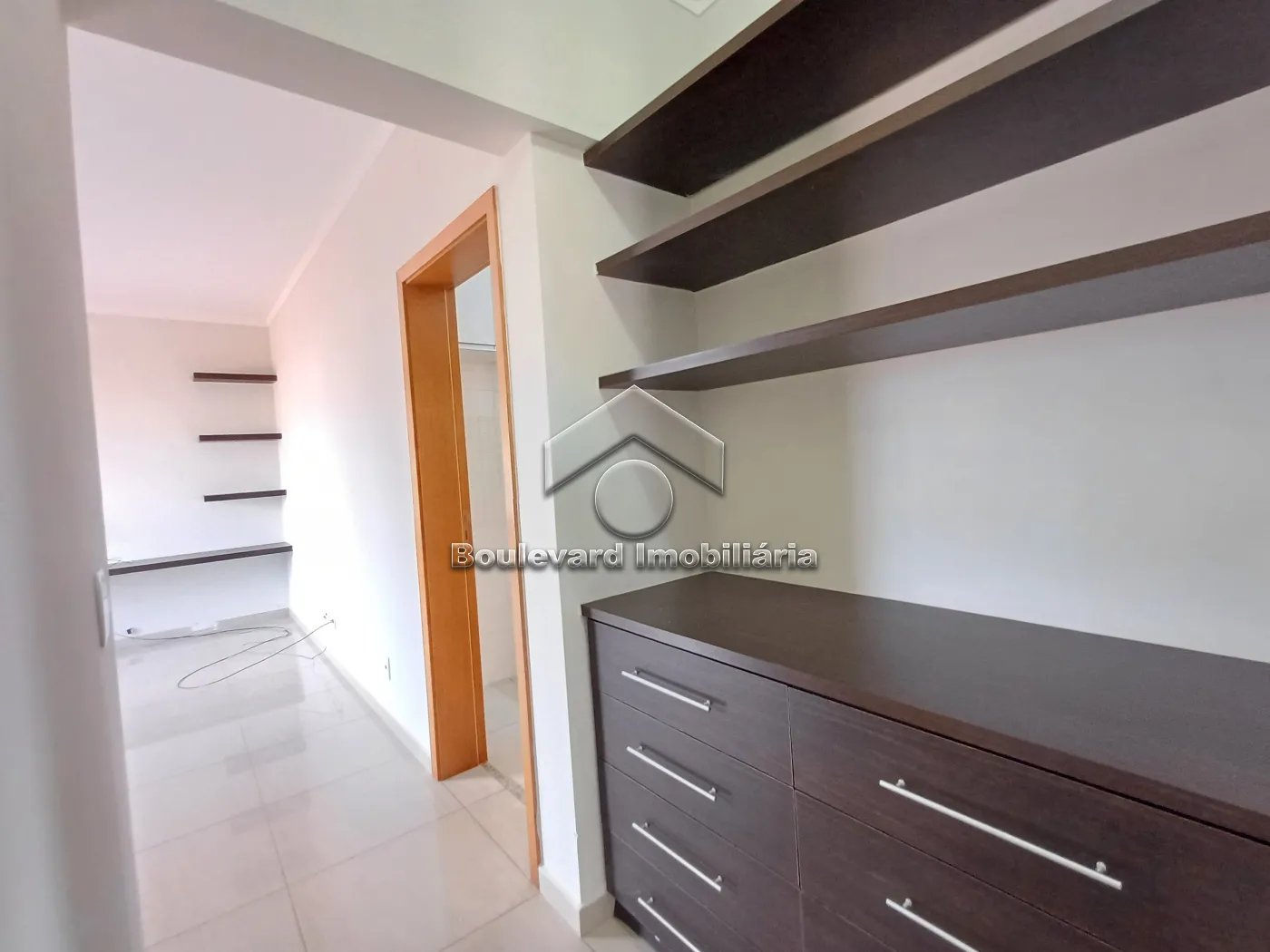 Alugar Apartamento / Padr&atilde;o em Ribeir&atilde;o Preto R$ 2.300,00 - Foto 12