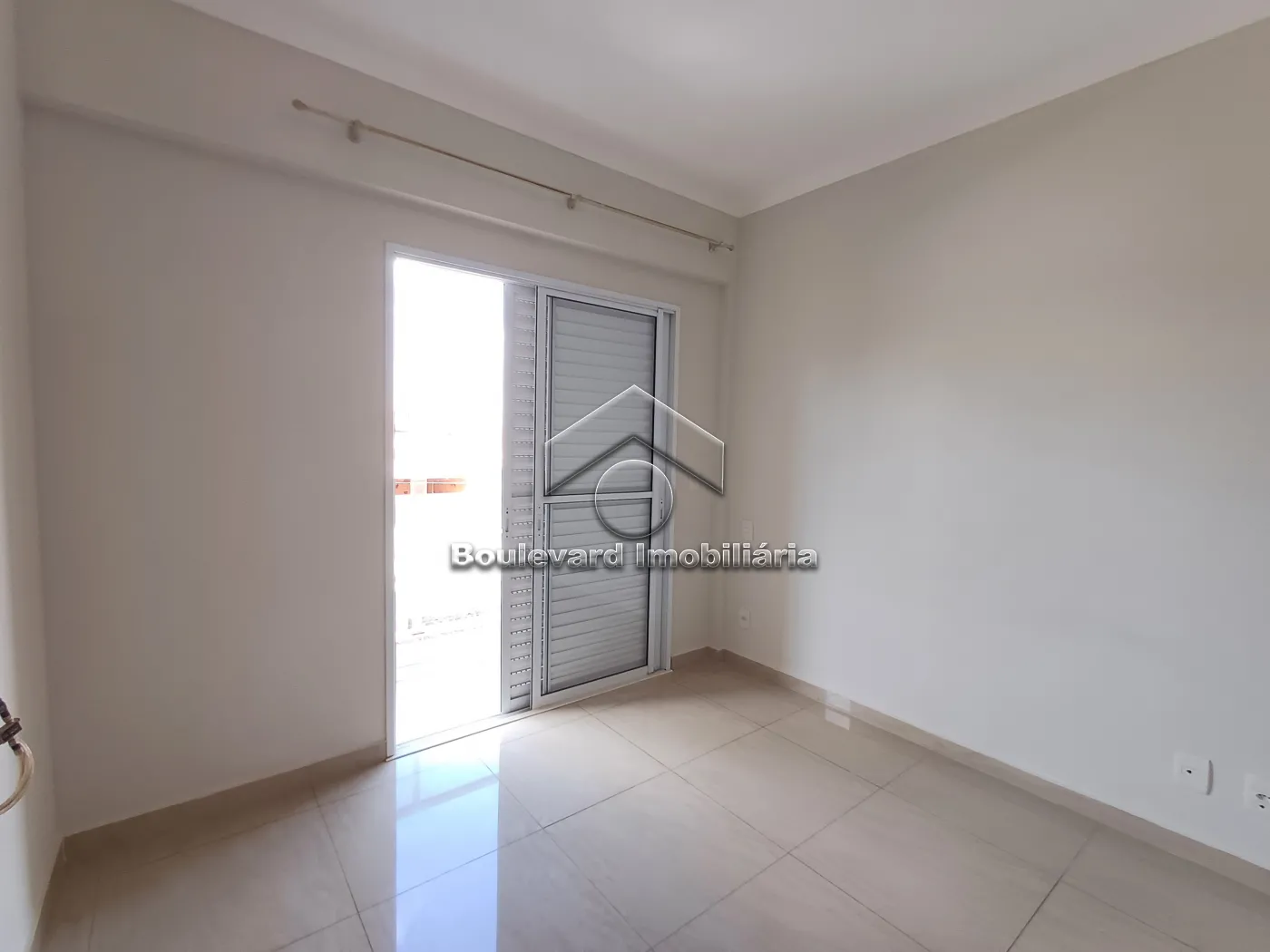 Alugar Apartamento / Padr&atilde;o em Ribeir&atilde;o Preto R$ 2.300,00 - Foto 13