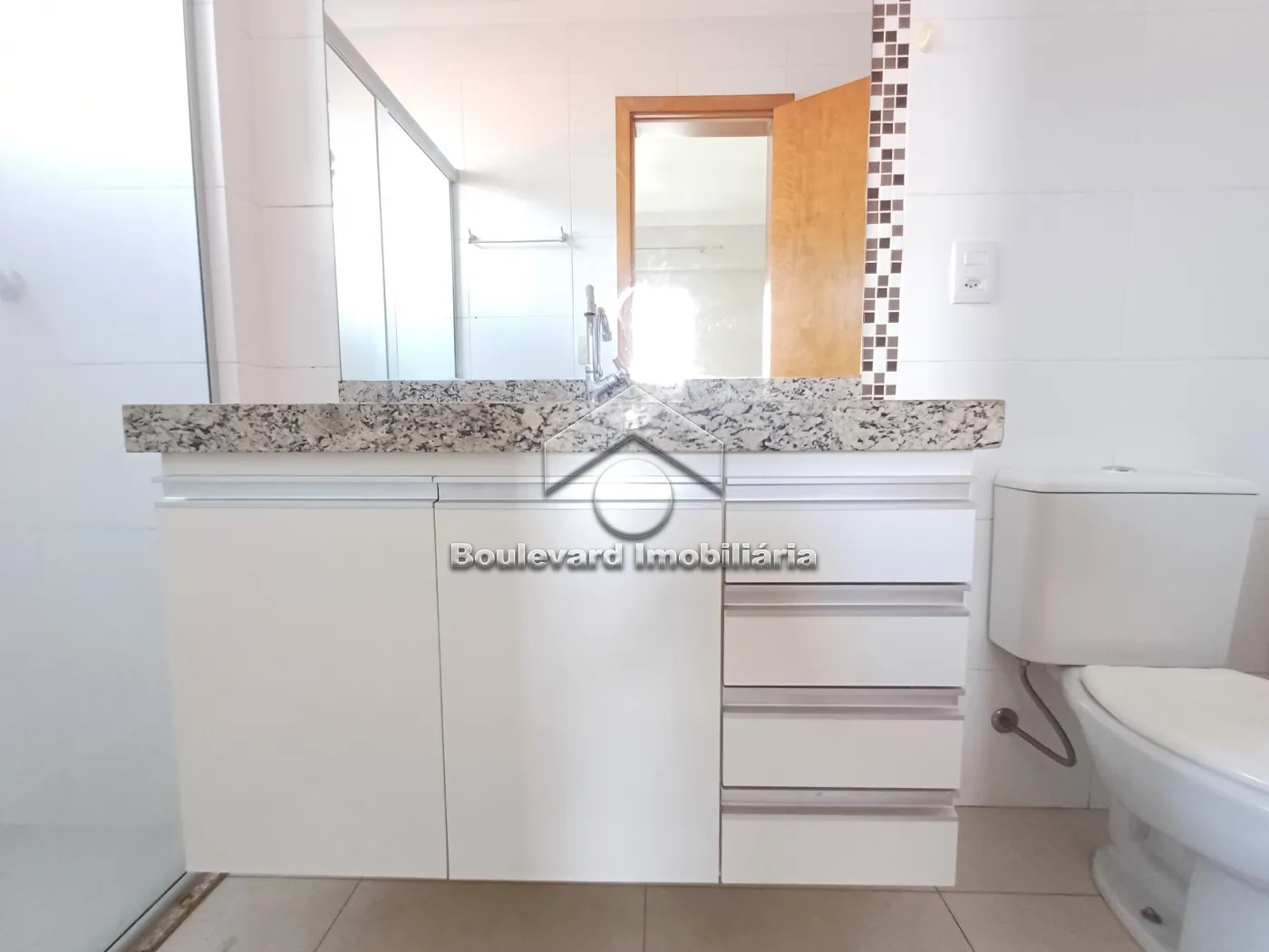 Alugar Apartamento / Padr&atilde;o em Ribeir&atilde;o Preto R$ 2.300,00 - Foto 18