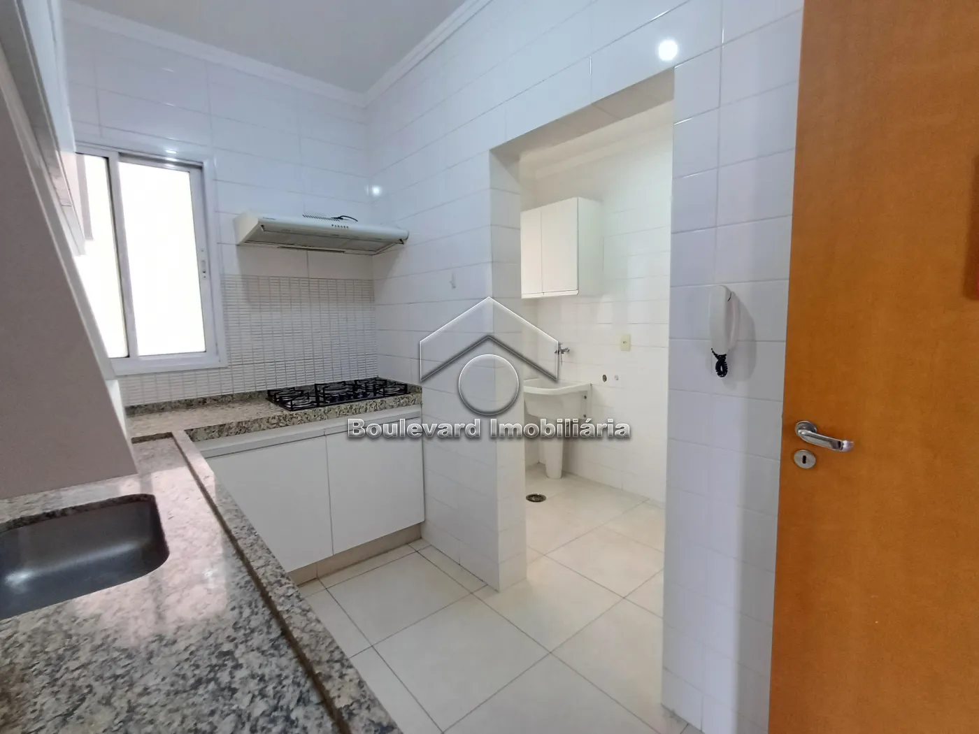 Alugar Apartamento / Padr&atilde;o em Ribeir&atilde;o Preto R$ 2.300,00 - Foto 28