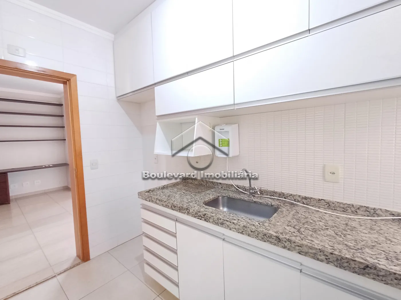Alugar Apartamento / Padr&atilde;o em Ribeir&atilde;o Preto R$ 2.300,00 - Foto 29