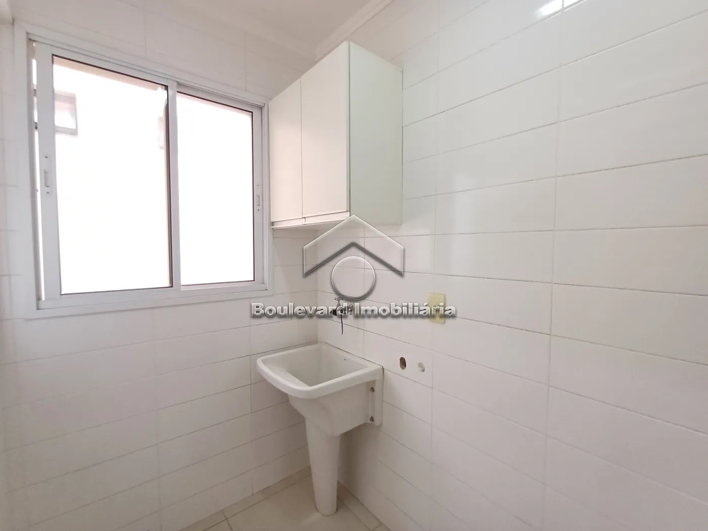 Alugar Apartamento / Padr&atilde;o em Ribeir&atilde;o Preto R$ 2.300,00 - Foto 32