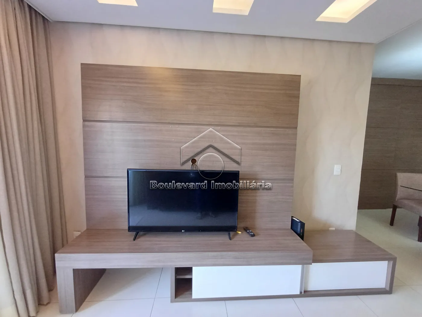 Alugar Apartamento / Padr&atilde;o em Ribeir&atilde;o Preto R$ 3.200,00 - Foto 10