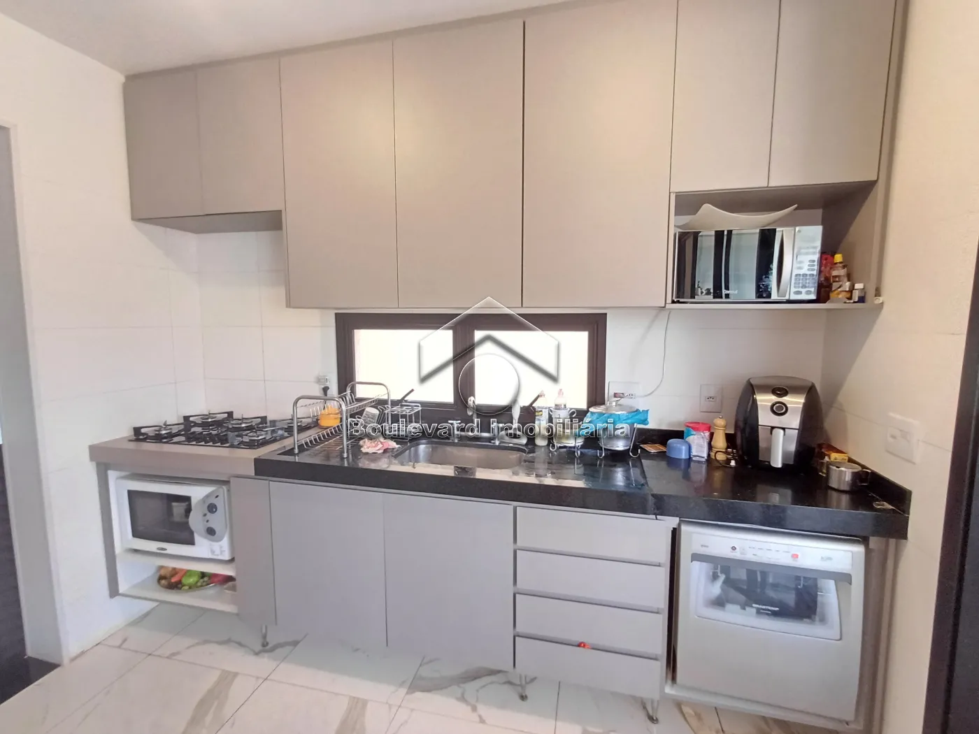 Alugar Casa / Condom&iacute;nio em Ribeir&atilde;o Preto R$ 8.000,00 - Foto 14