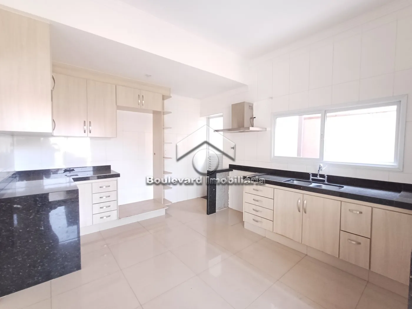 Alugar Casa / Condom&iacute;nio em Ribeir&atilde;o Preto R$ 6.000,00 - Foto 11