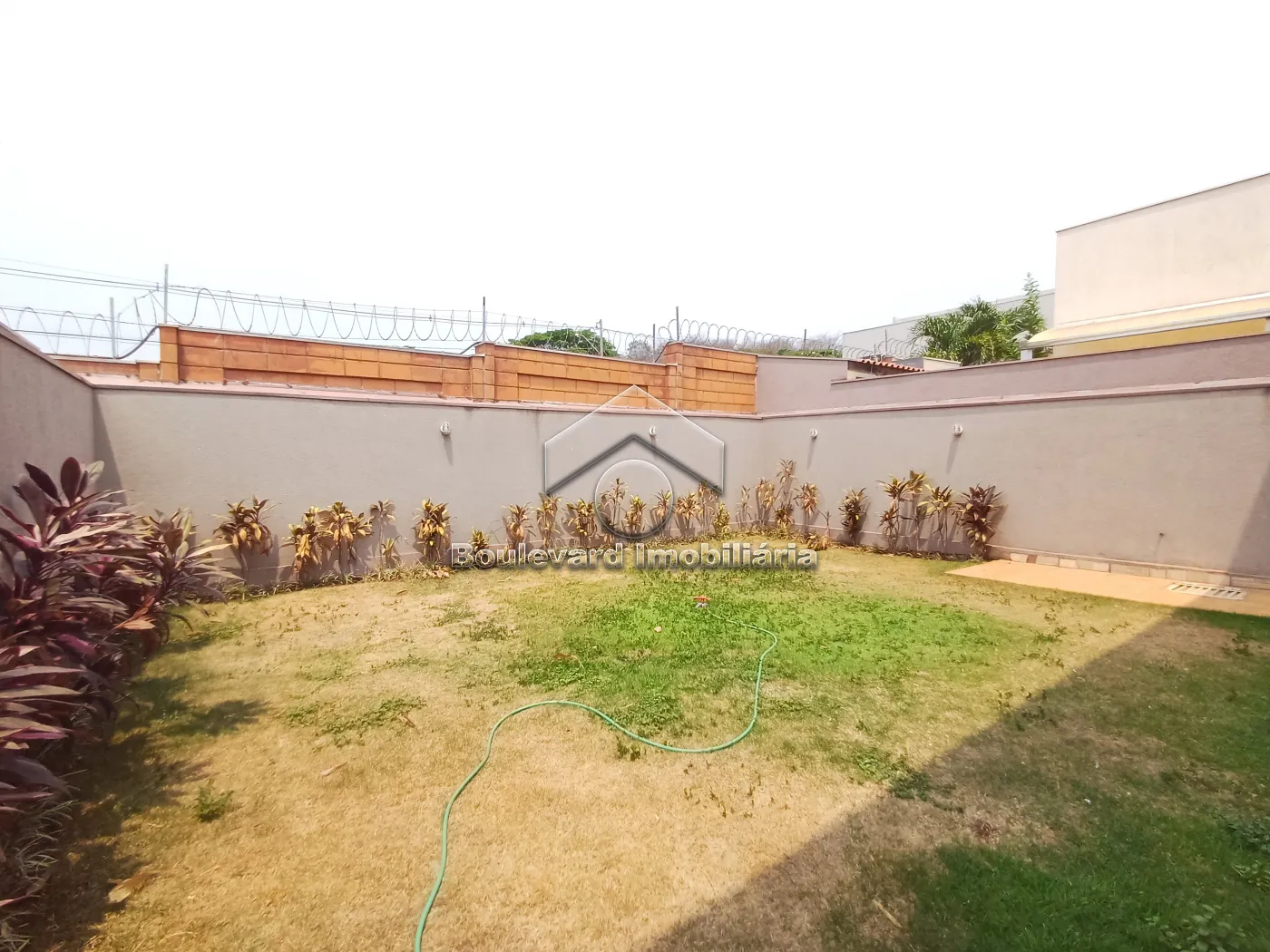 Alugar Casa / Condom&iacute;nio em Ribeir&atilde;o Preto R$ 6.000,00 - Foto 30