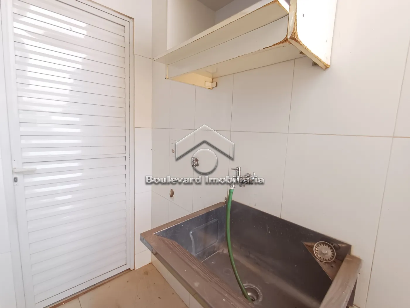 Alugar Casa / Condom&iacute;nio em Ribeir&atilde;o Preto R$ 6.000,00 - Foto 32